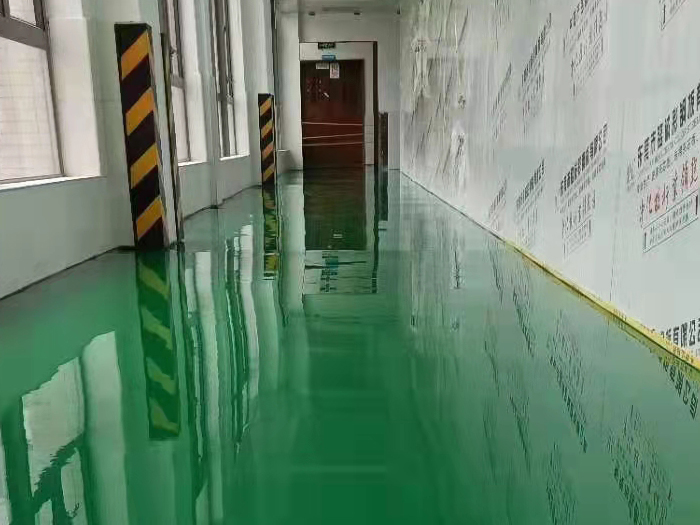 工廠刷地坪漆