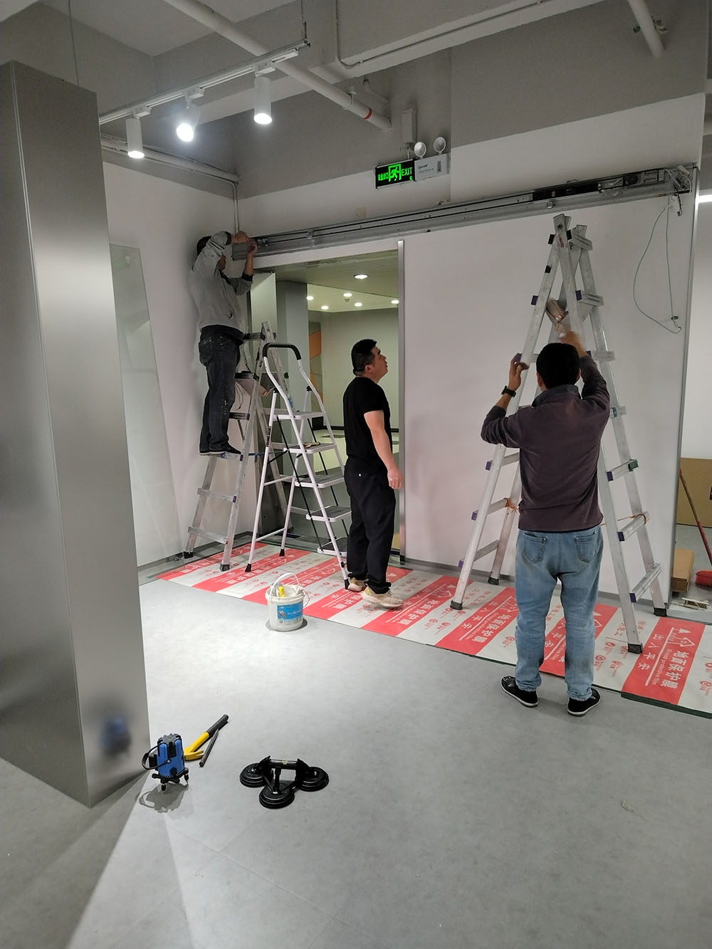 自動(dòng)門安裝維修